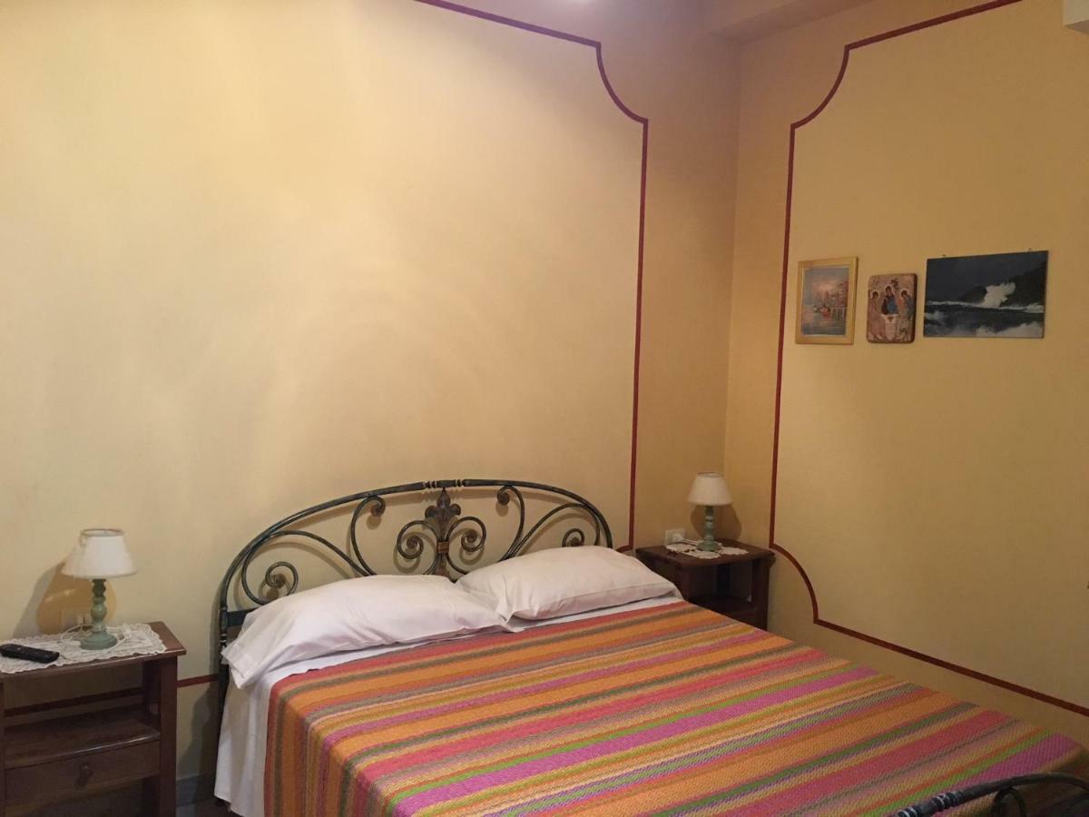 Vila Casa Vacanza Angela Bonassola Exteriér fotografie
